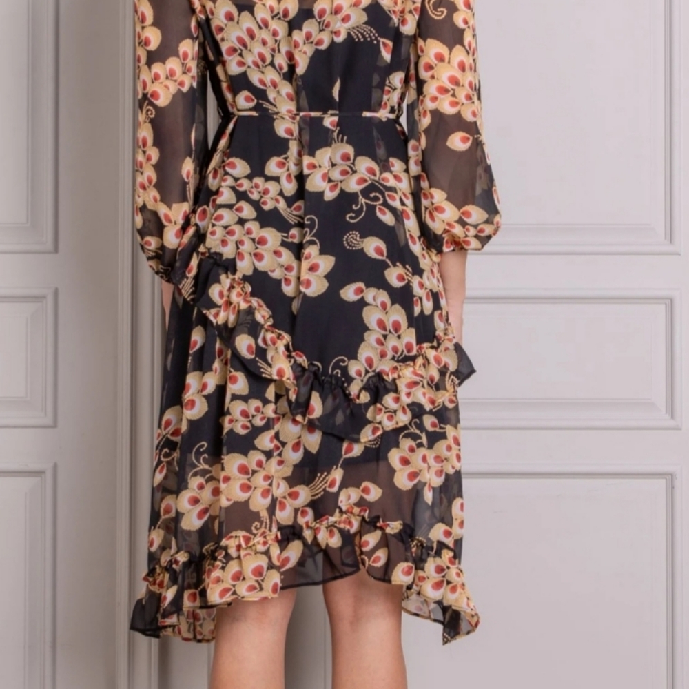 Dress - Picture 2 of 3